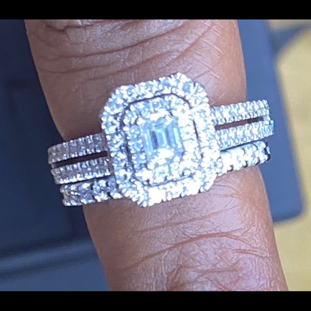 Wedding ring - Picture 7 of 13